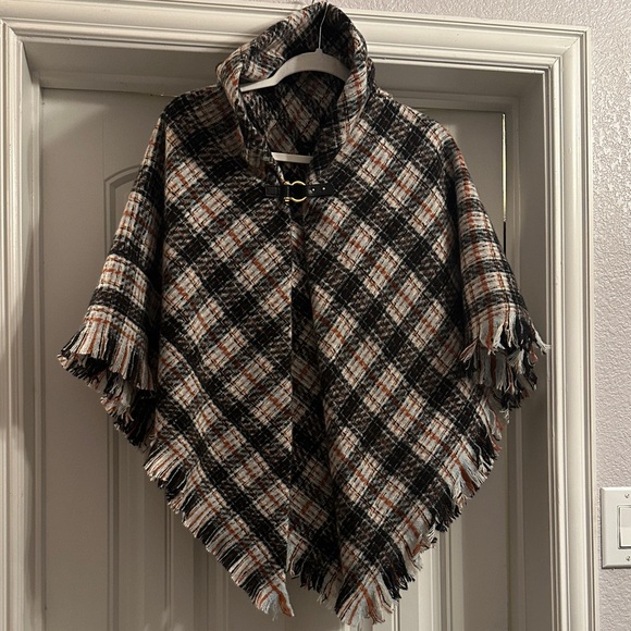Marc New York Plaid Cape - Black, White, Tan - Picture 5 of 9